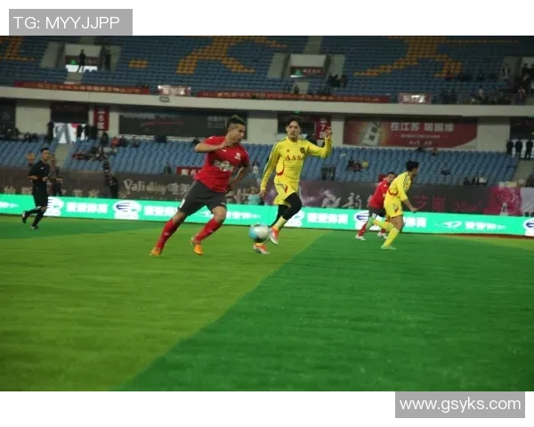 足球明星慷慨解囊捐款助力慈善事业的榜样与故事 足球明星慷慨解囊捐款助力慈善事业的榜样与故事