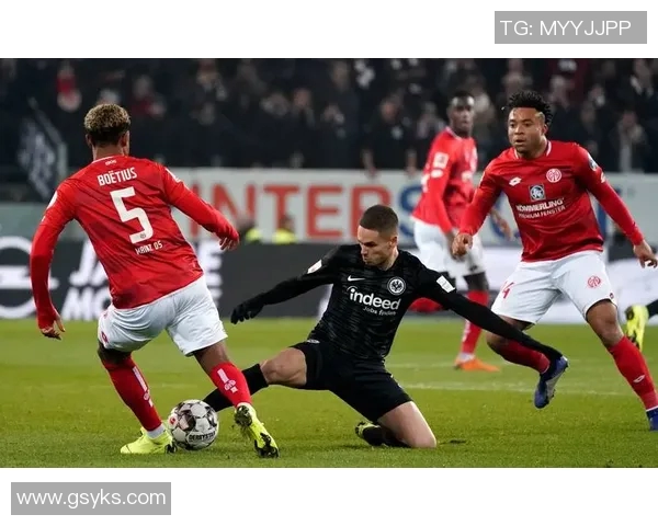 足球明星重返赛场复仇时刻精彩瞬间回顾与分析